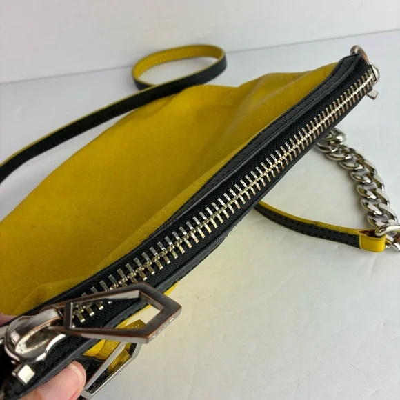 Botkier Cruz Gold & Black Leather Crossbody w/Chain Strap - Picture 7 of 9